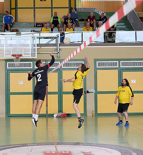 Blockduell zwischen Friedrichshafen und Montlingen