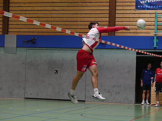 "Only the Sky is the Limit" - Vaihingens Jungangreifer Andreas Knodel präsentierte sich sprunggewaltig