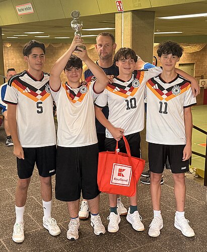 Forscher Auftritt der Faustball-Youngsters, Team Natio triumphiert beim 8. Hobby-Cup 2026