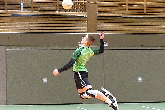 Spektakulärer Faustballsport beim Dreikönigsturnier 2026